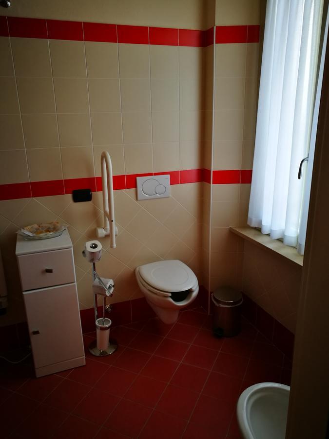 Locanda Della Pieve Tizzano Val Parma 外观 照片