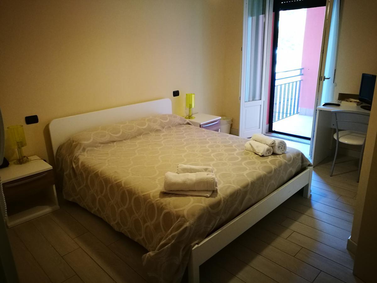 Locanda Della Pieve Tizzano Val Parma 外观 照片