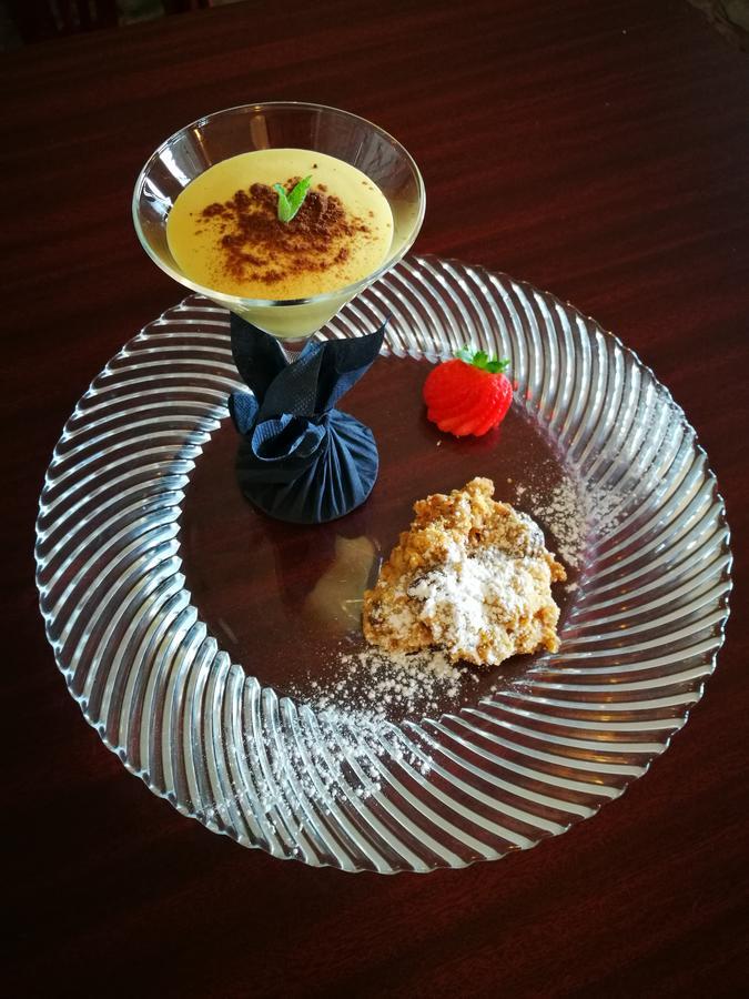 Locanda Della Pieve Tizzano Val Parma 外观 照片
